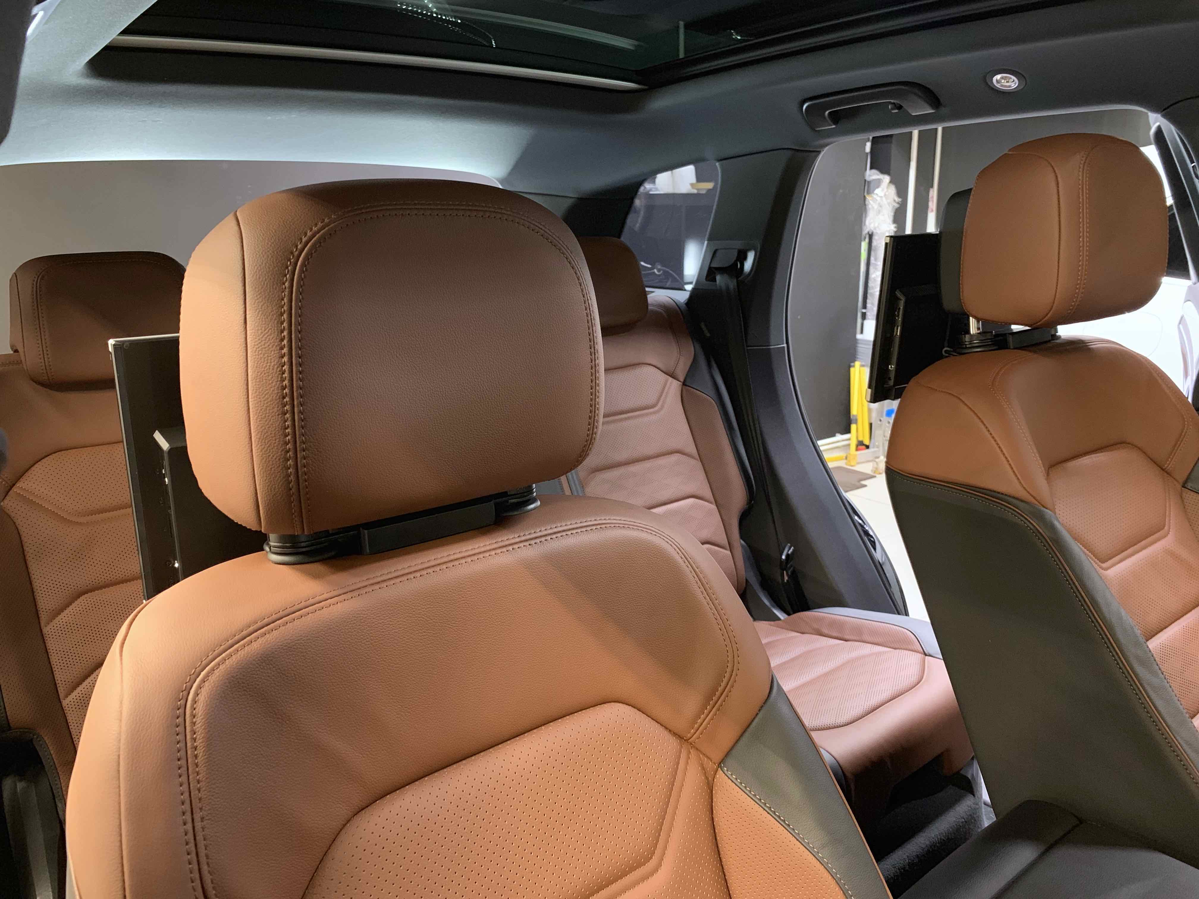 Задний монитор 12,5" на BMW X5 F15 и X6 F16